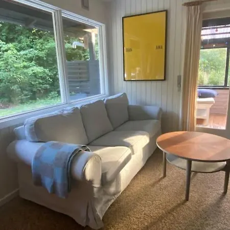 Cozy Cabin, Walking Distance To The Ocean. * Vejby