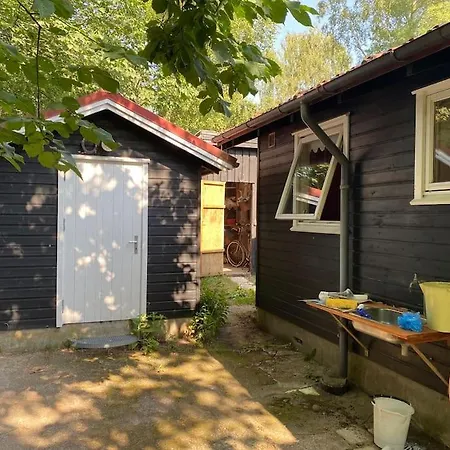 Cozy Cabin, Walking Distance To The Ocean. Vejby